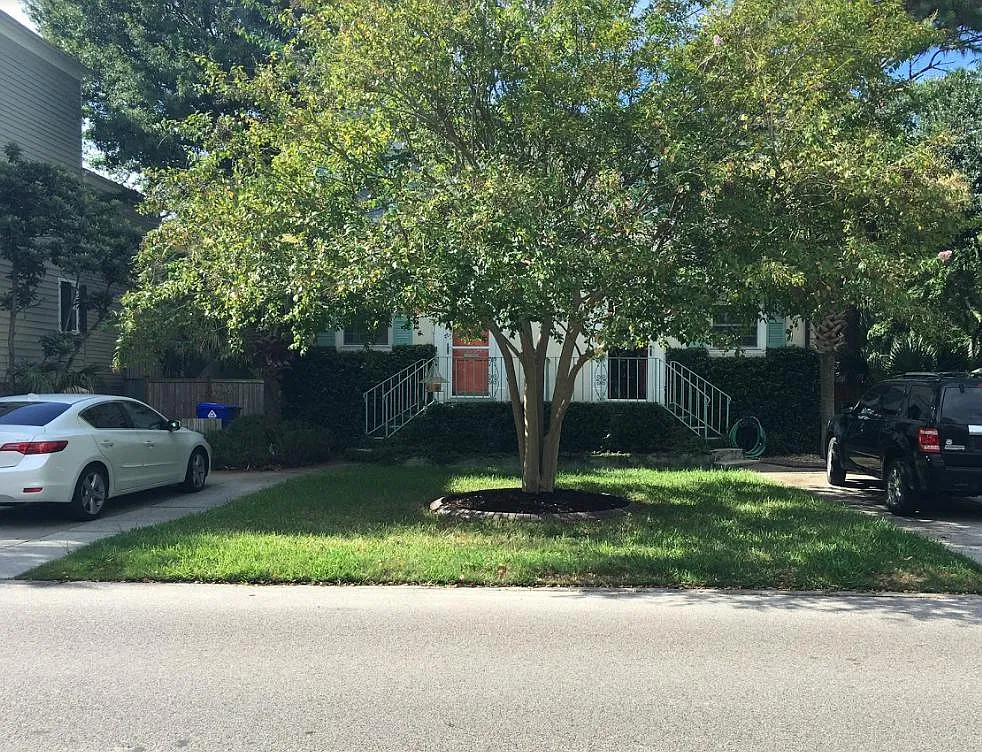 2 bed, 2.5 bath, 1328 sqft, $3,695 — Photo 1