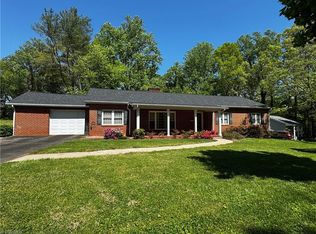 113 Park Circle Dr, Jonesville, NC 28642
