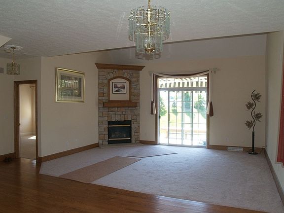 Willoughby condo for sale $250,000