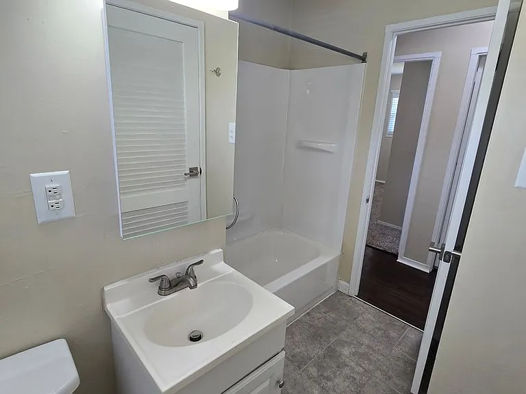 9809 Old Six Mile Ln — Photo 37