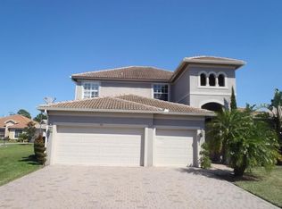 372 NW Sheffield Cir, Port Saint Lucie, FL 34983