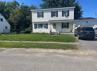 52 Elm St, East Millinocket, ME 04430