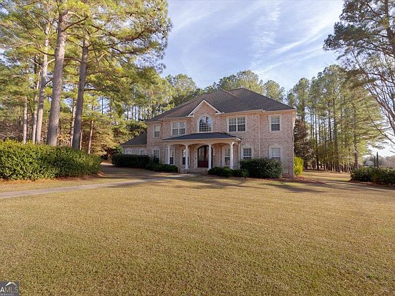 4th image of 200 River Oak Ct