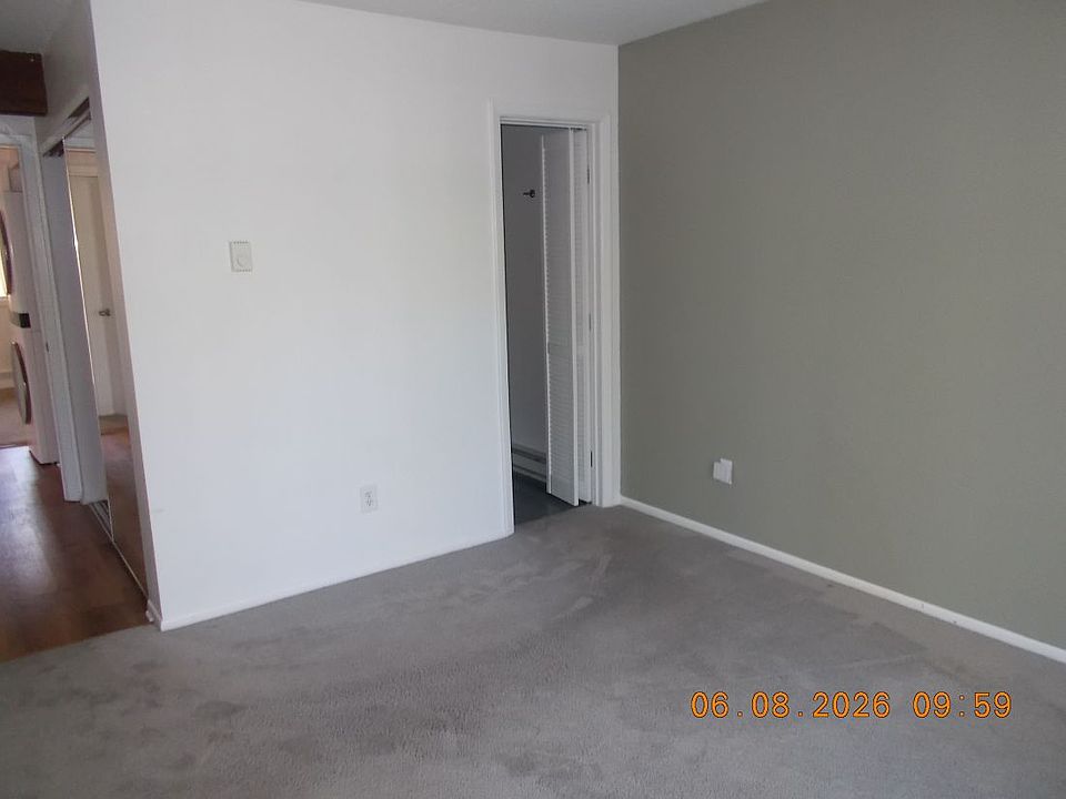 1st image of 306 Hillcrest Dr APT 303