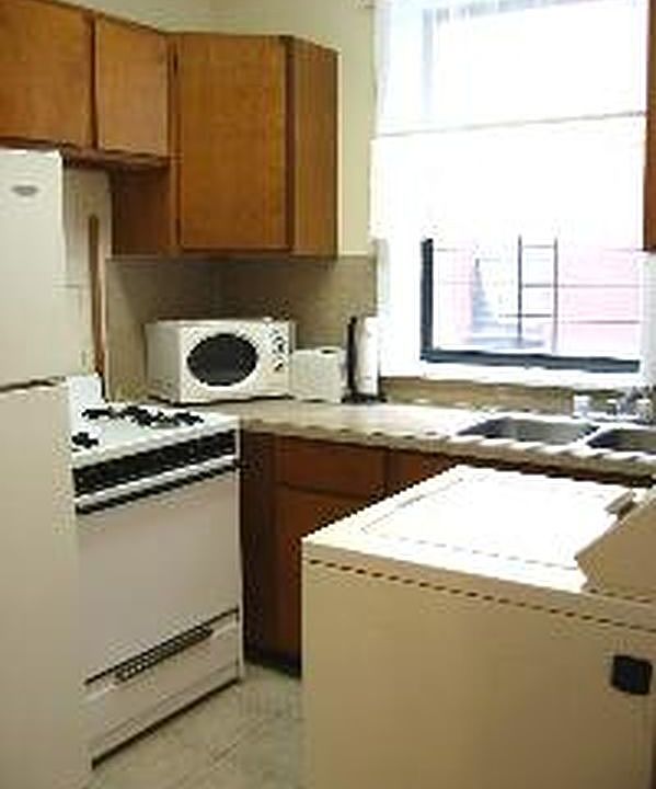 1st image of 521 W 144th St #10