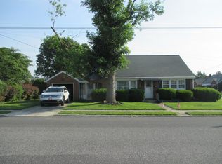 420 E Elm Ave, Hanover, PA 17331