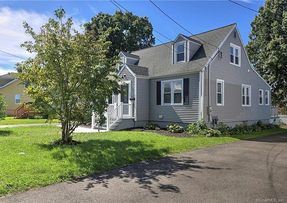 1st image of 385 Franklin Ave