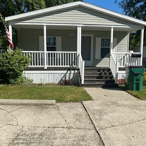 1st image of 2809 Westwood Dr