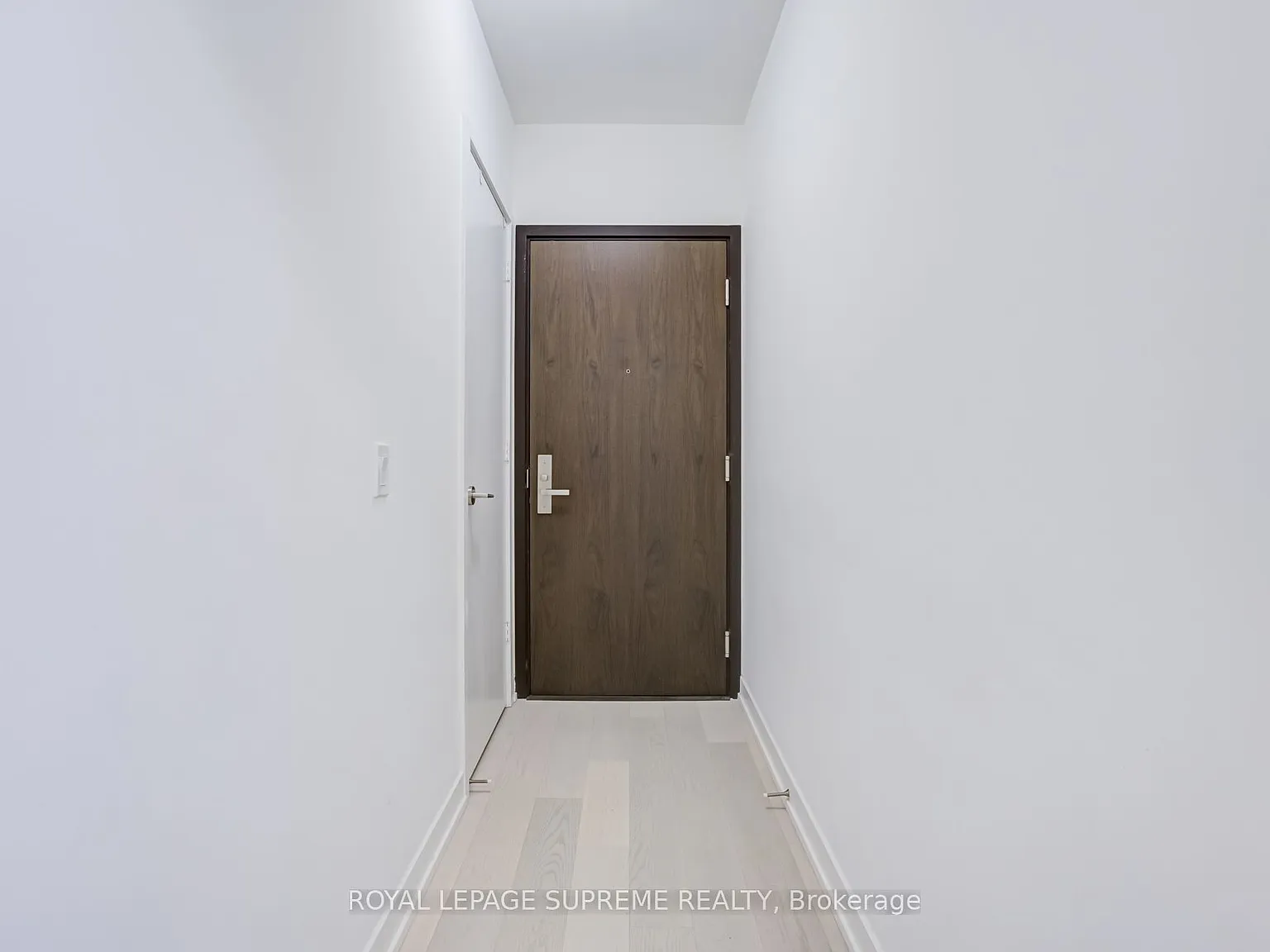 1 Yorkville Ave — Photo 3