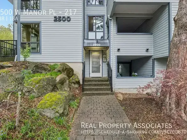 2500 W Manor Pl APT 217, Seattle, WA 98199