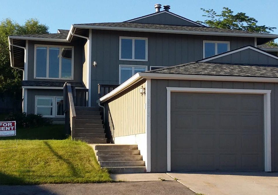 1st image of 2319 W Foothills Dr
