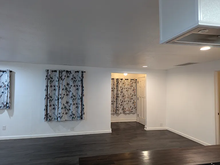 1210 Madison St — Photo 91