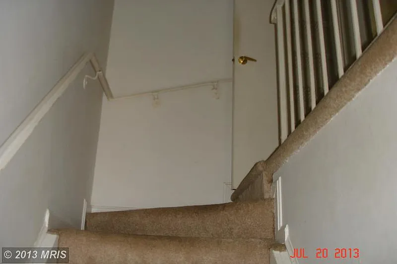 Thumbnail 12