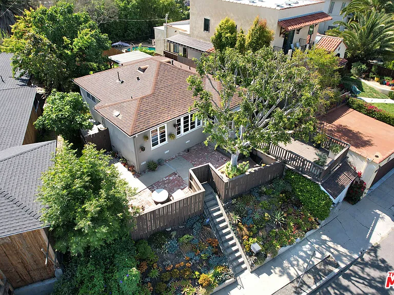 1337 Westerly Ter — Photo 37