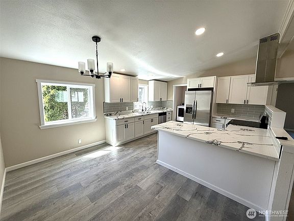 4th image of 8013 194th Street E #44