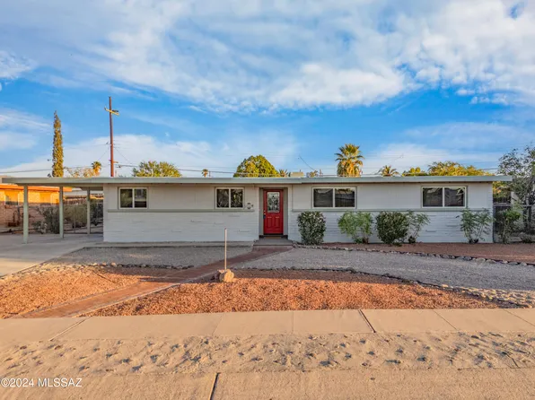8540 E Kenyon Dr, Tucson, AZ 85710