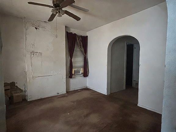 3rd image of 6128 Ridge Ave