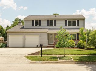 746 Ridenour Rd, Columbus, OH 43230