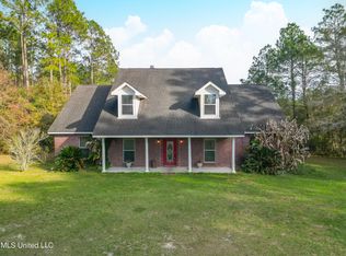15218 Dobson Rd, Diberville, MS 39540