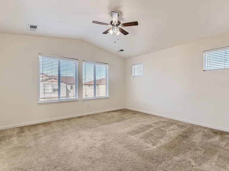 645 W 171st Pl — Photo 23