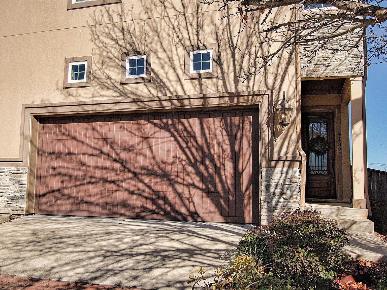 3 bed, 3.5 bath, 2520 sqft, $2,950 — Photo 3