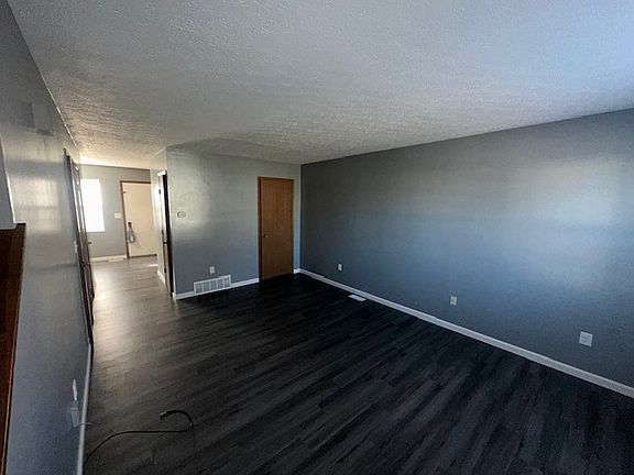 4th image of 3593 Scarberry Dr #3593