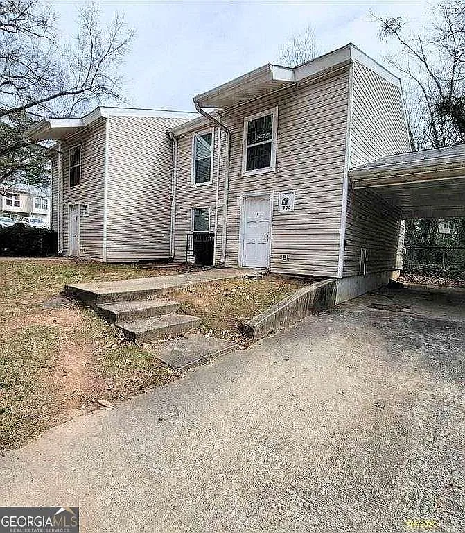 200 Governors Dr photo 1