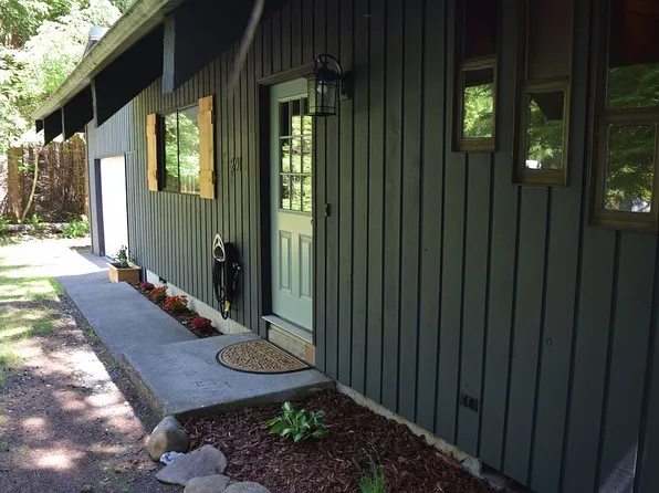 291 King Richards Way, Forks, WA 98331