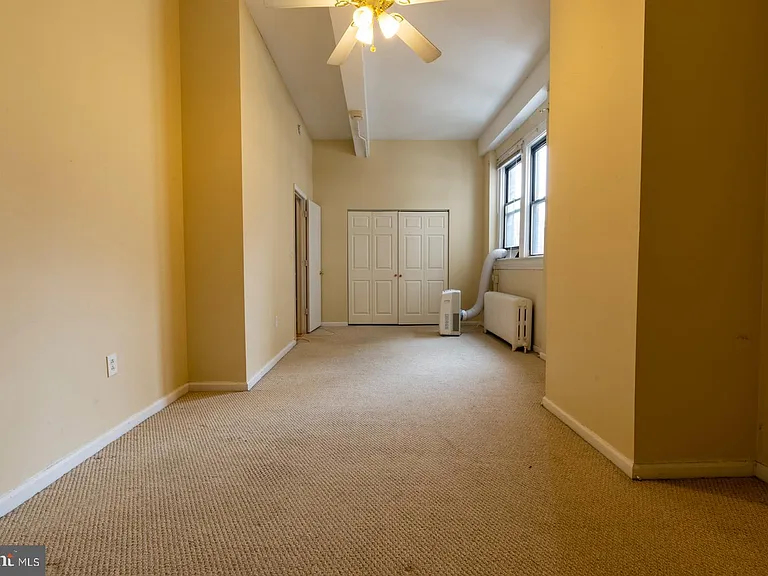 1324 Locust St #1602 — Photo 21