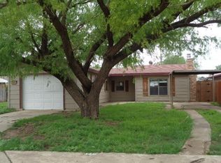 1109 Lexington St, Plainview, TX 79072