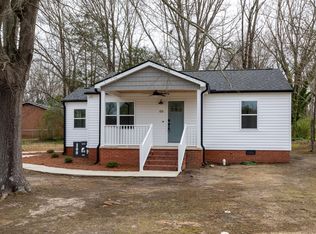 212 N 1st St, Sanford, NC 27330