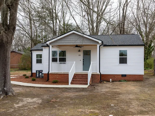 212 N 1st St, Sanford, NC 27330