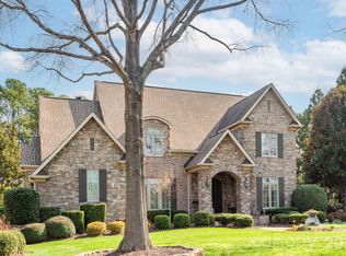 4027 Blossom Hill Dr, Matthews, NC 28104