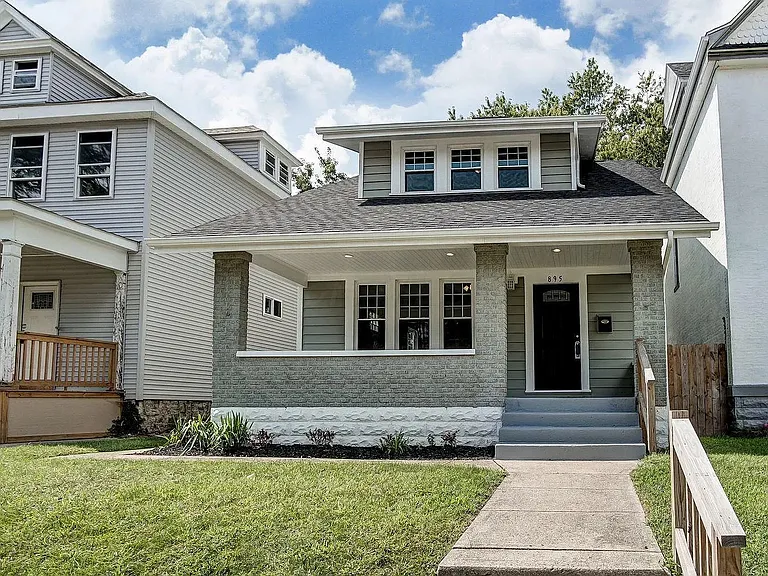 895 S Champion Ave — Photo 1