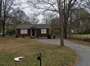 21029 Academy St, Cornelius, NC 28031