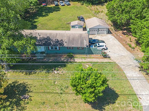 2nd image of 3501 Shopton Rd