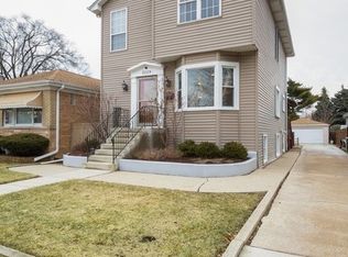 3229 N Osceola Ave, Chicago, IL 60634