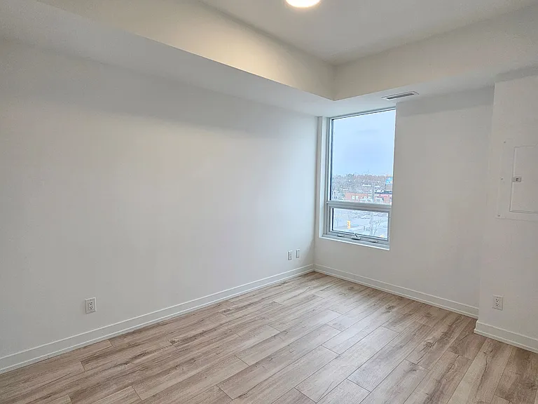 181 Sheppard Ave E #407 — Photo 8