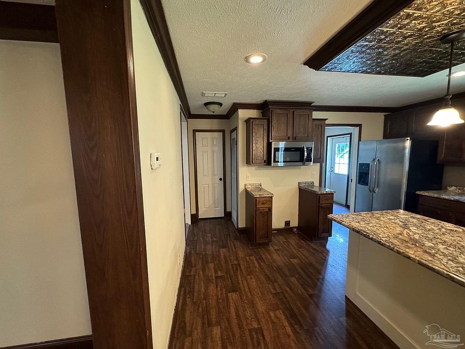 1st image of 5614 Charter Cir