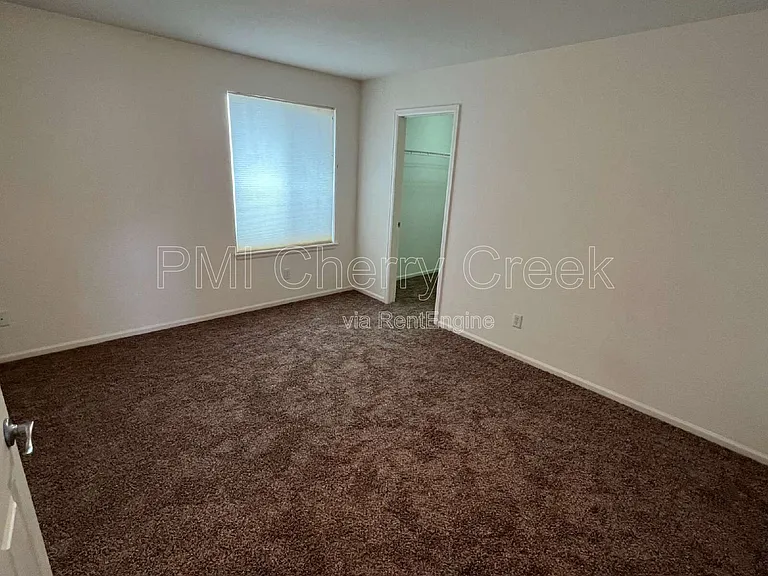 2115 Selenite Ct — Photo 13