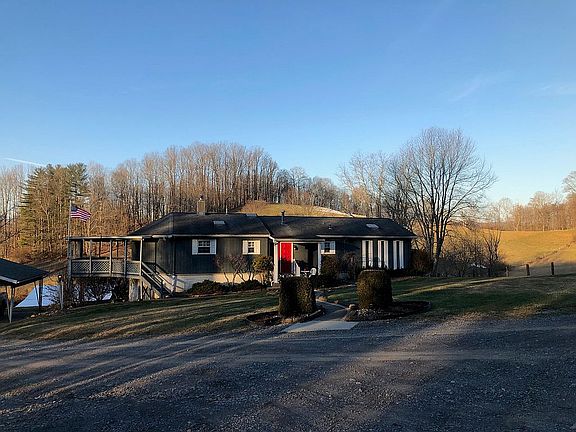 4th image of 139 Vineyard Ln