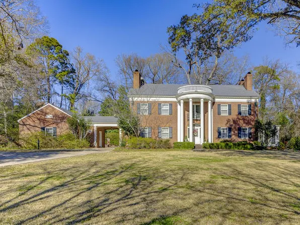 8 Glenwood Cir, Vicksburg, MS 39180