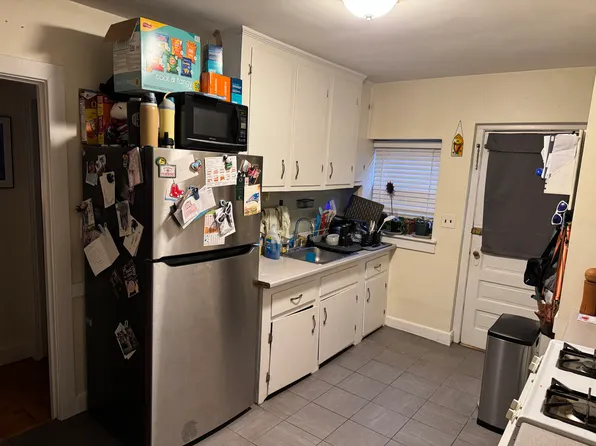 32 Brock St APT 1, Brighton, MA 02135