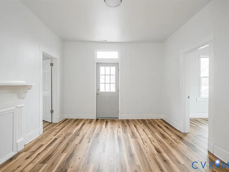 2726 Alexander Ave — Photo 6
