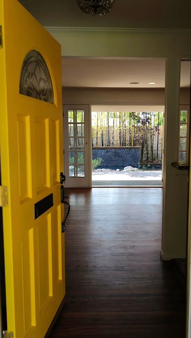 Beautiful 3bd 2ba Sfr Home In Villa Park School District — Photo 3