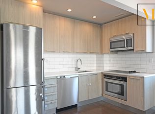 3040 21st St APT 312, Astoria, NY 11102