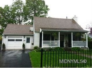 17 Hamilton Pl, Clinton, NY 13323