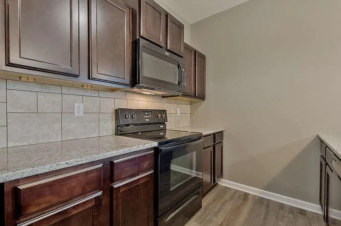 8755 E Chris St — Photo 21