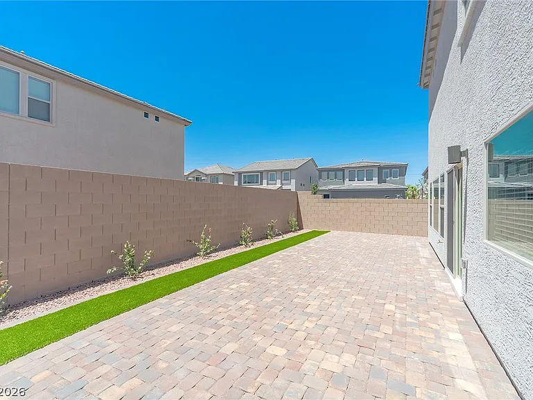 5733 Tioga Way — Photo 29