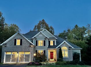 3 Old Farm Rd, Charlottesville, VA 22903